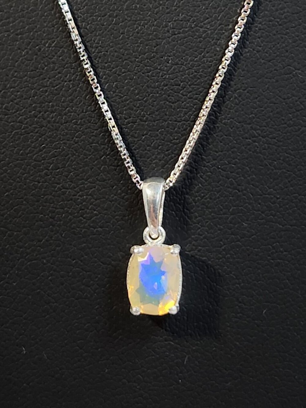 VTG Natural Genuine Ethiopian Fire Opal Necklace 925 Italy 30” Chain Very Clear!